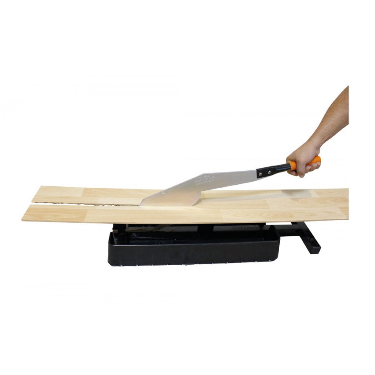 guilhotina-para-pavimento-laminado-straticut-230-edma-3