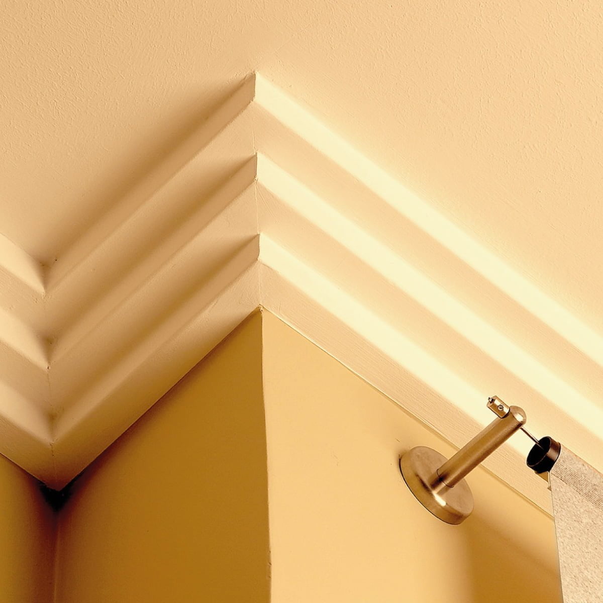 Sanca NOMASTYL ST3 75x75x2000mm - Image 2