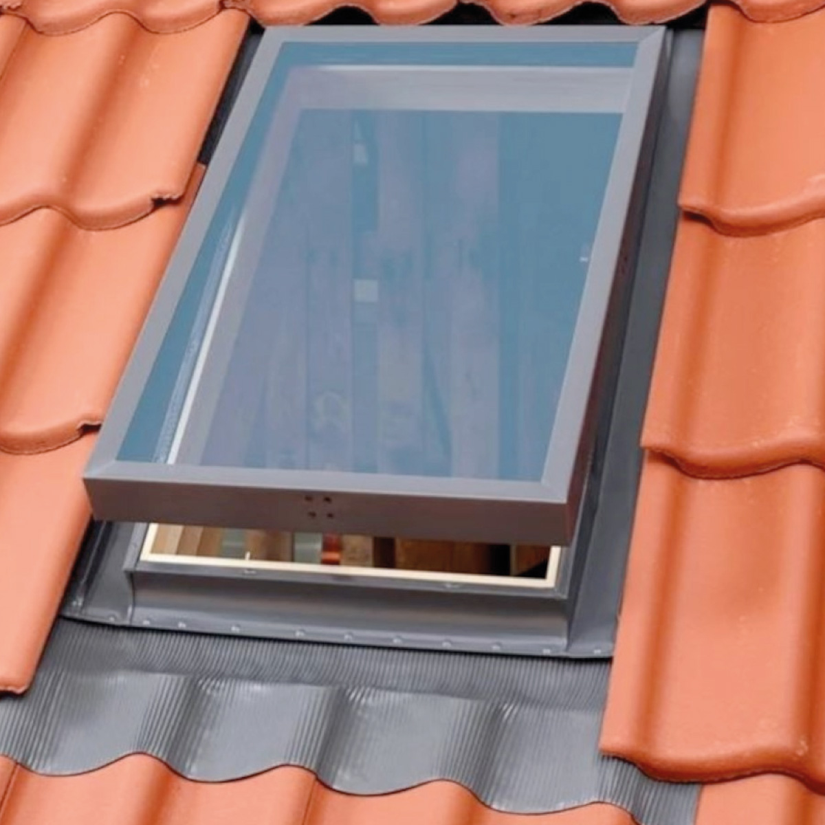 Janela Clarabóia para Sótão VELTA 024 90x48cm VELUX - Image 3